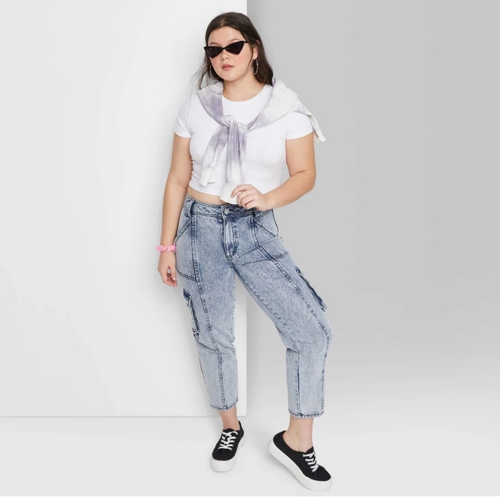 WILD FABLE ACID WASH CARGO JEANS - Picture 3 of 10